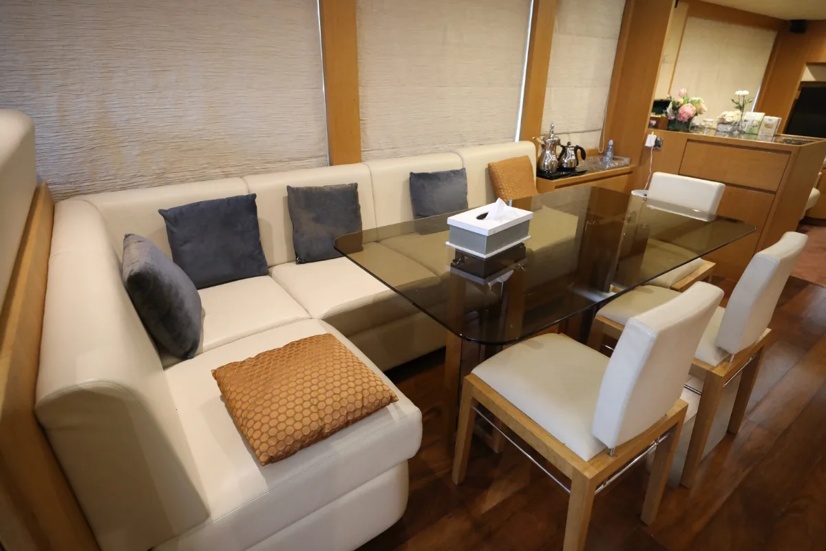 MAJESTY 70